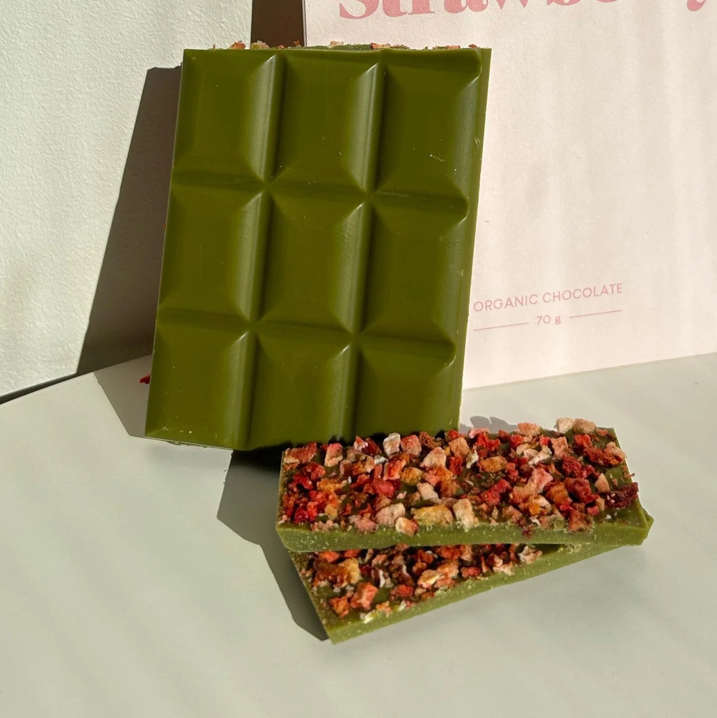 HEALTH BAR | Bio - Matcha Schokolade Strawberry 65g Tafel | Schokolade kaufen